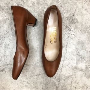 NEW// Salvatore Ferragamo {brown} pump